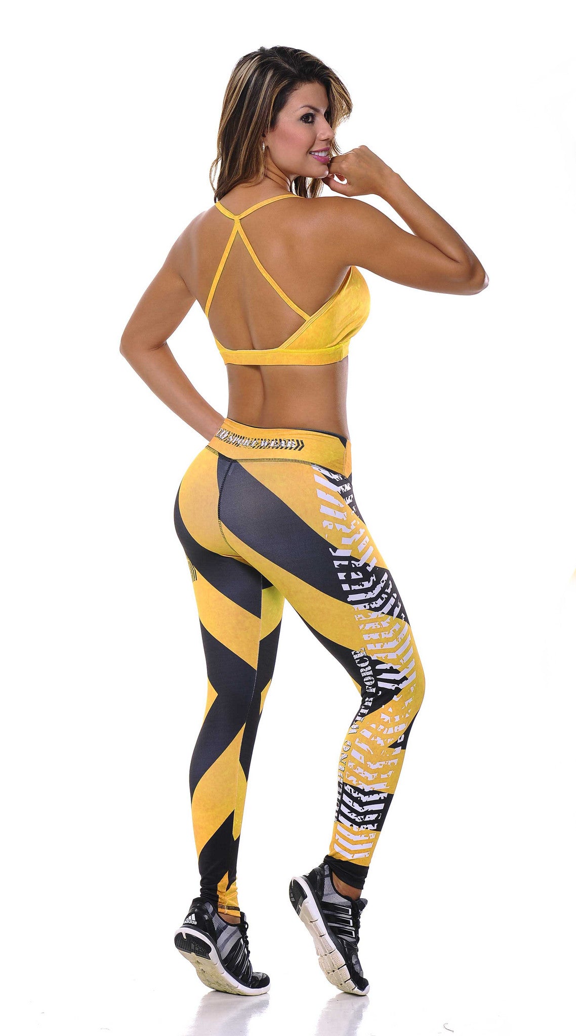 Two-piece Set (Pre-Order Ref #668)