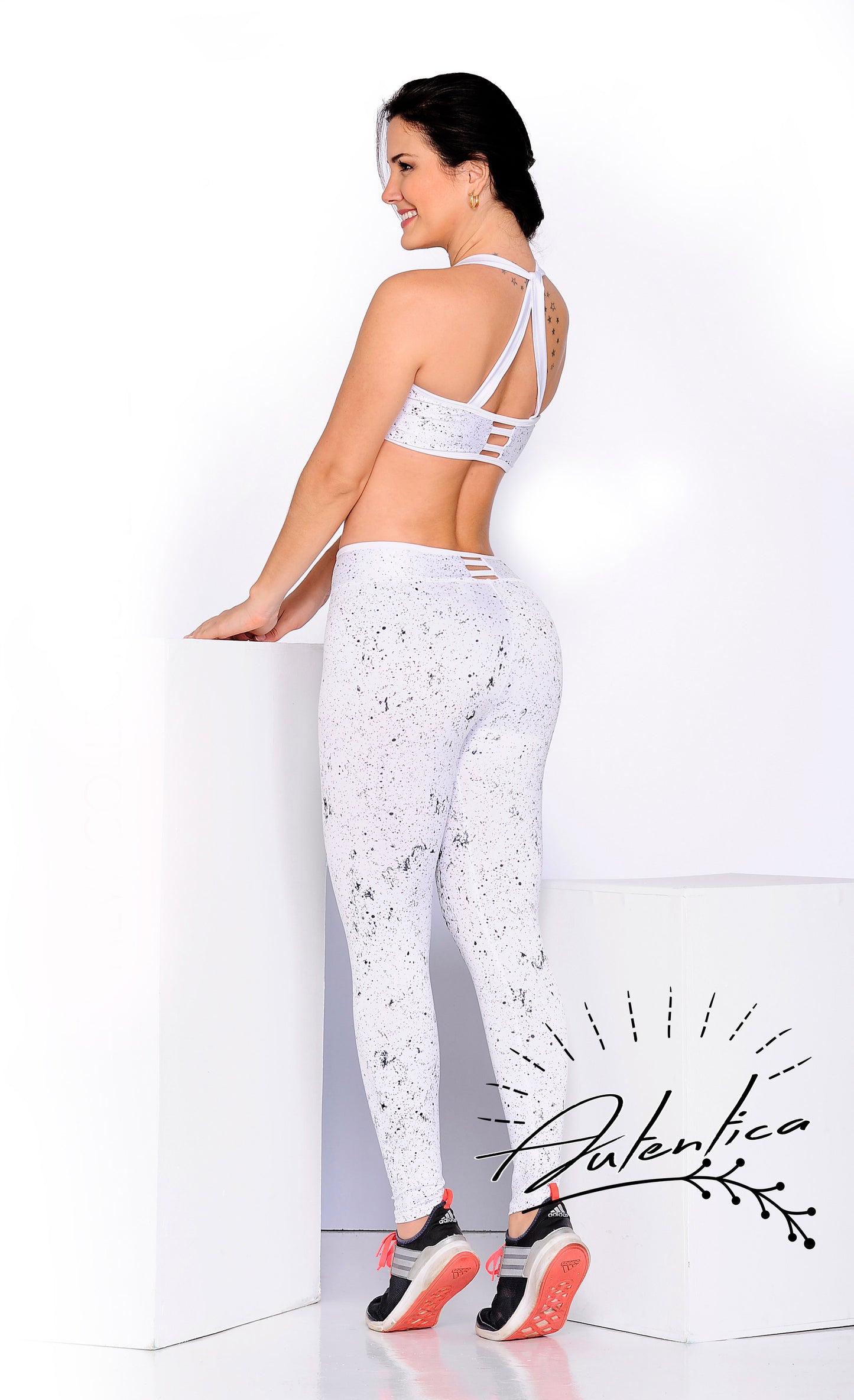 One Piece (Pre-Order Ref #E346-1)