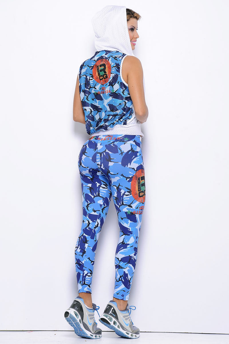 Two-piece Set (Pre-Order Ref #620-3)