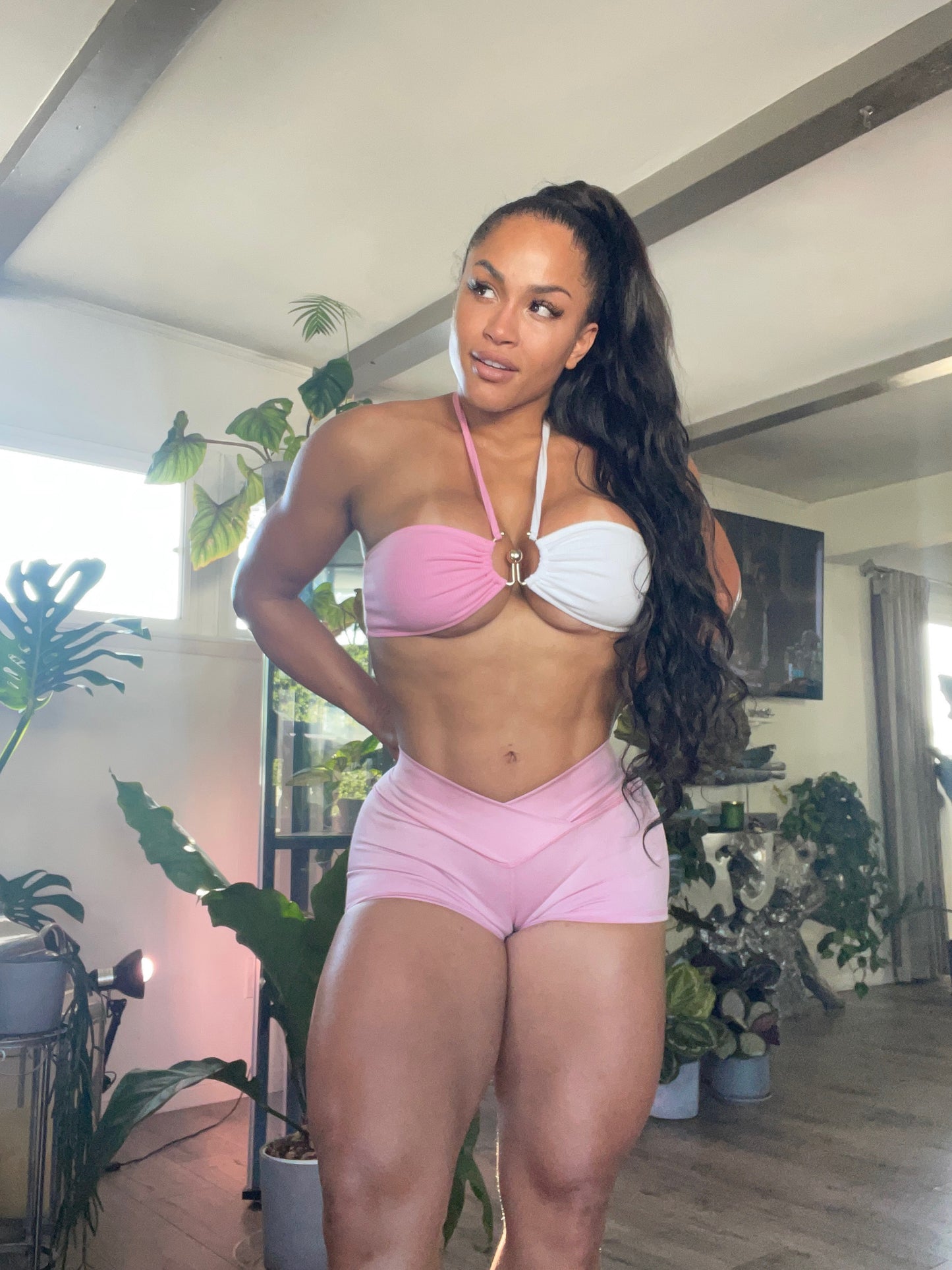 The V Shorts